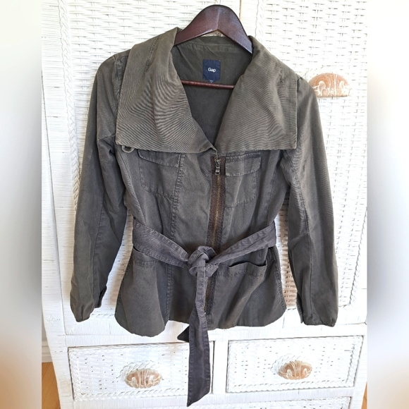 Gap The Utility Jacket Gray LINED Wide Collar Cargo Jacket Belted Petite SP - Picture 1 of 14